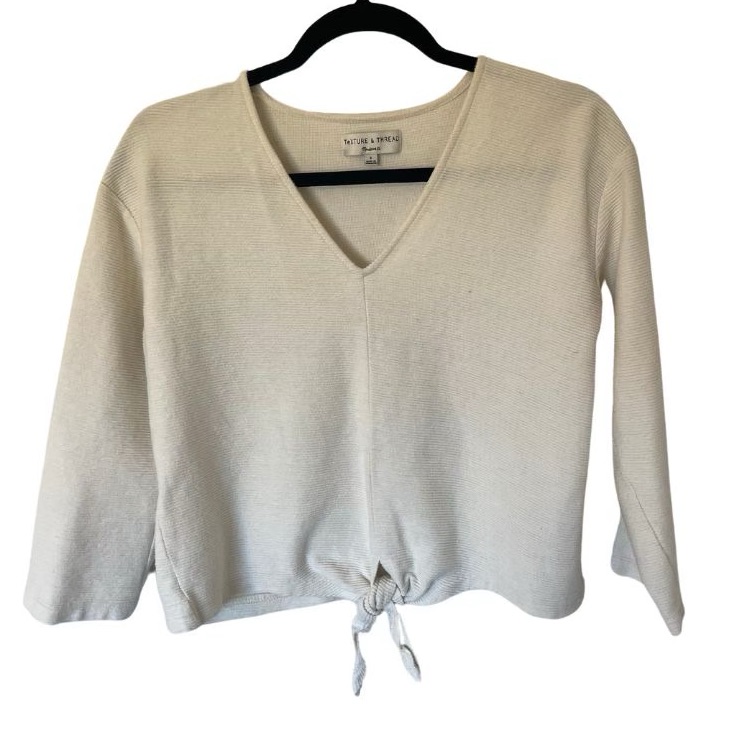 Cream Texture & Thread Top